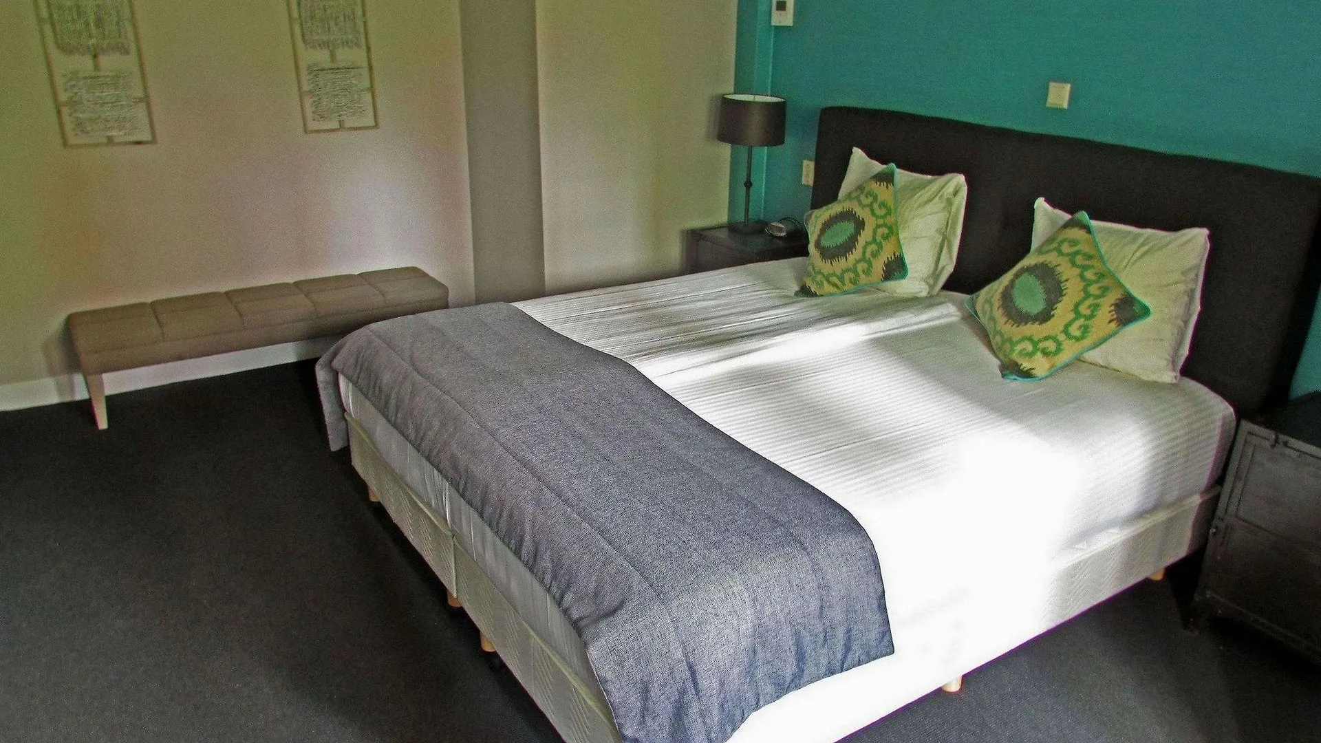 ****  Hotel One Rotterdam Niederlande
